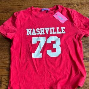 Edikted Red Nashville 73 Tee